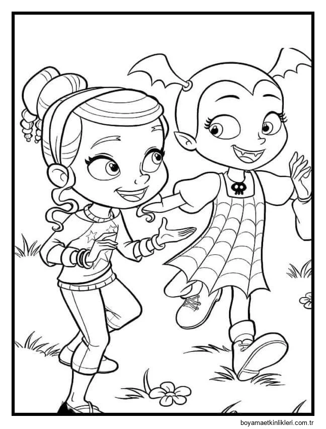 Kızlar Sahada Yarışıyor